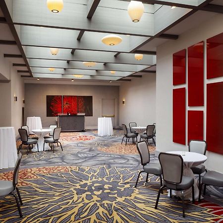 Hilton Chicago/Northbrook Otel Dış mekan fotoğraf