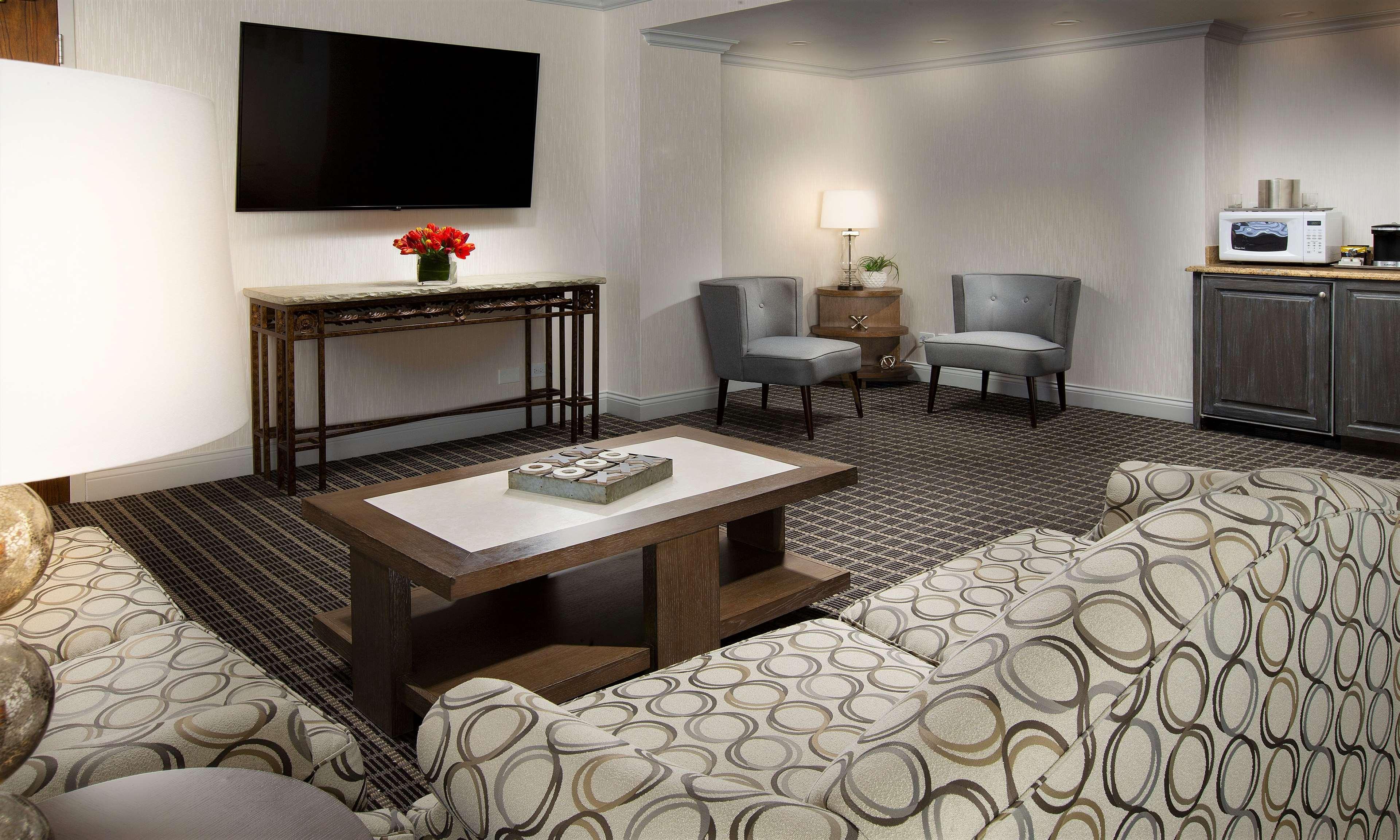 Hilton Chicago/Northbrook Otel Dış mekan fotoğraf