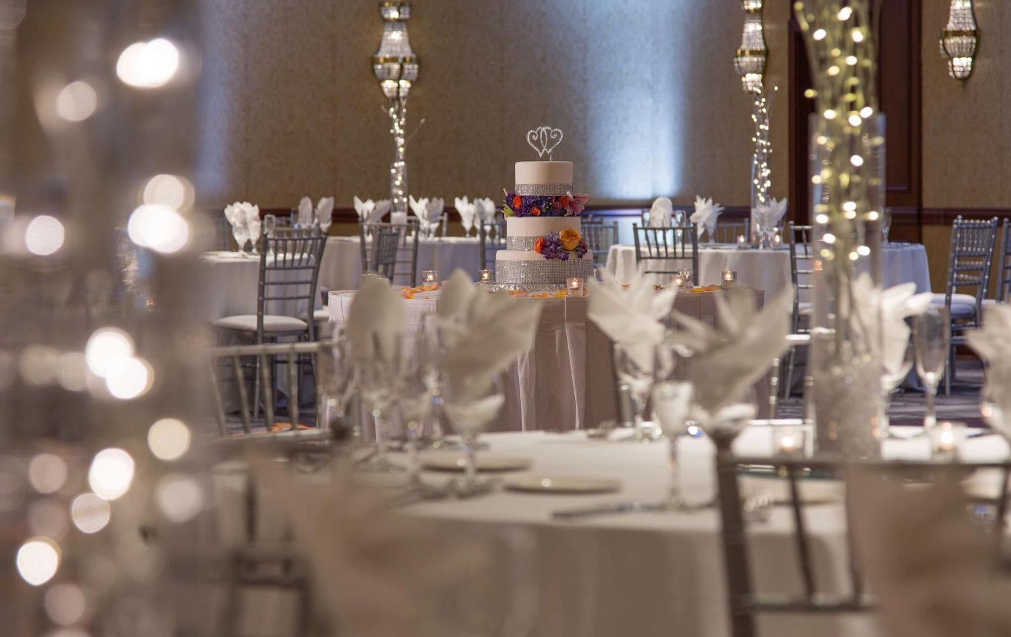 Hilton Chicago/Northbrook Otel Dış mekan fotoğraf