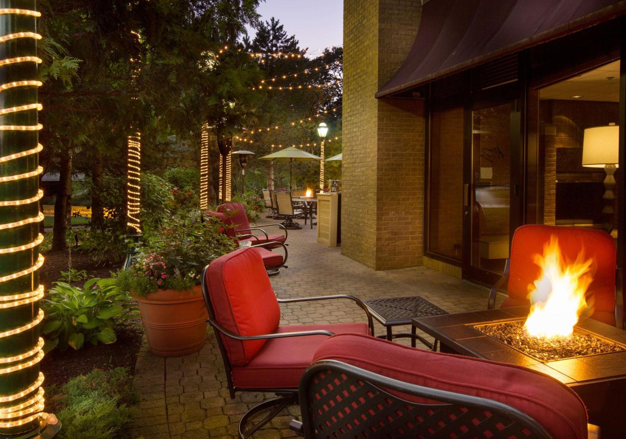 Hilton Chicago/Northbrook Otel Dış mekan fotoğraf