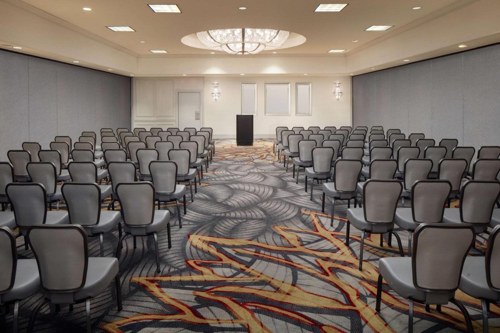 Hilton Chicago/Northbrook Otel Dış mekan fotoğraf