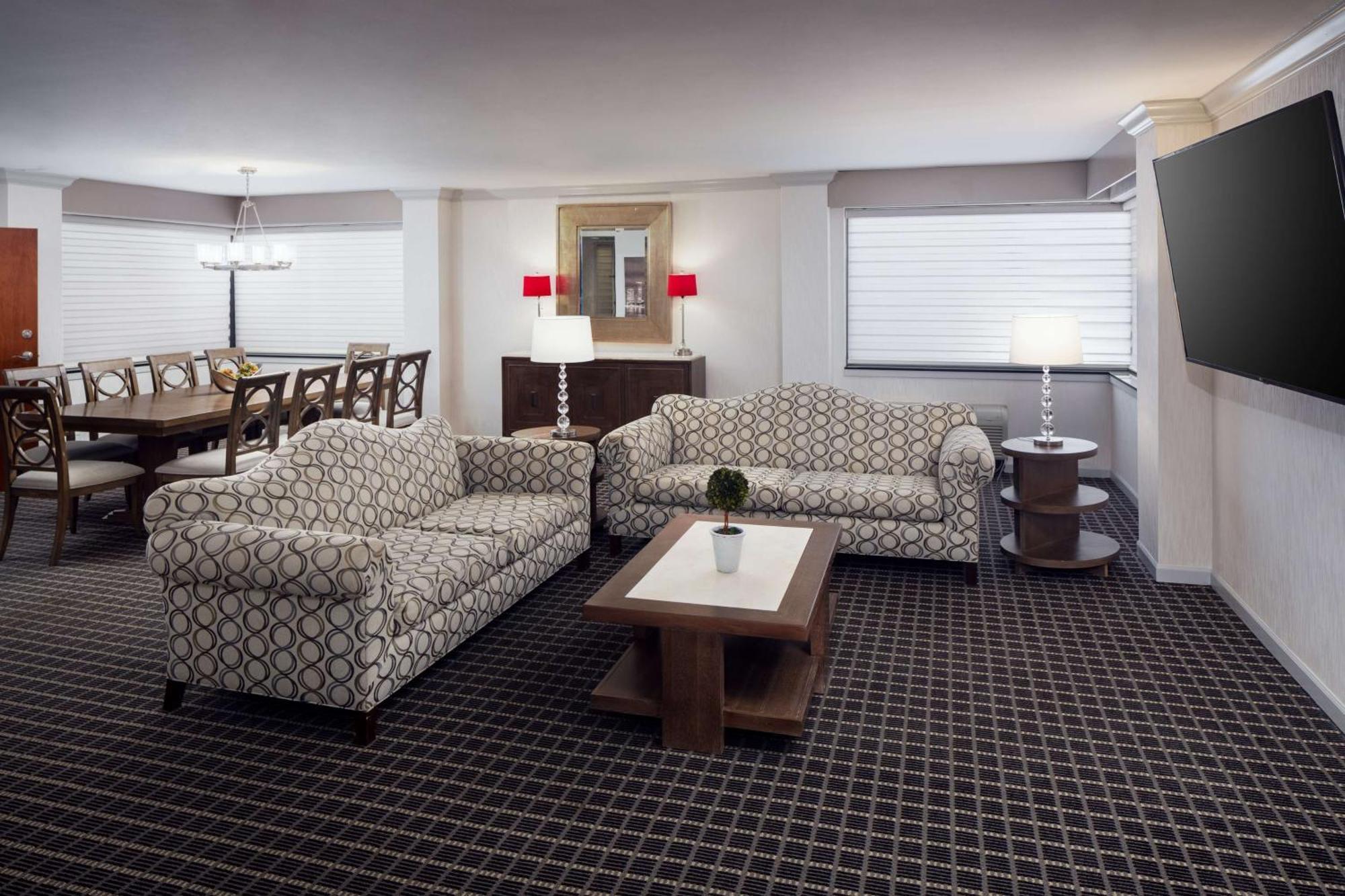 Hilton Chicago/Northbrook Otel Dış mekan fotoğraf